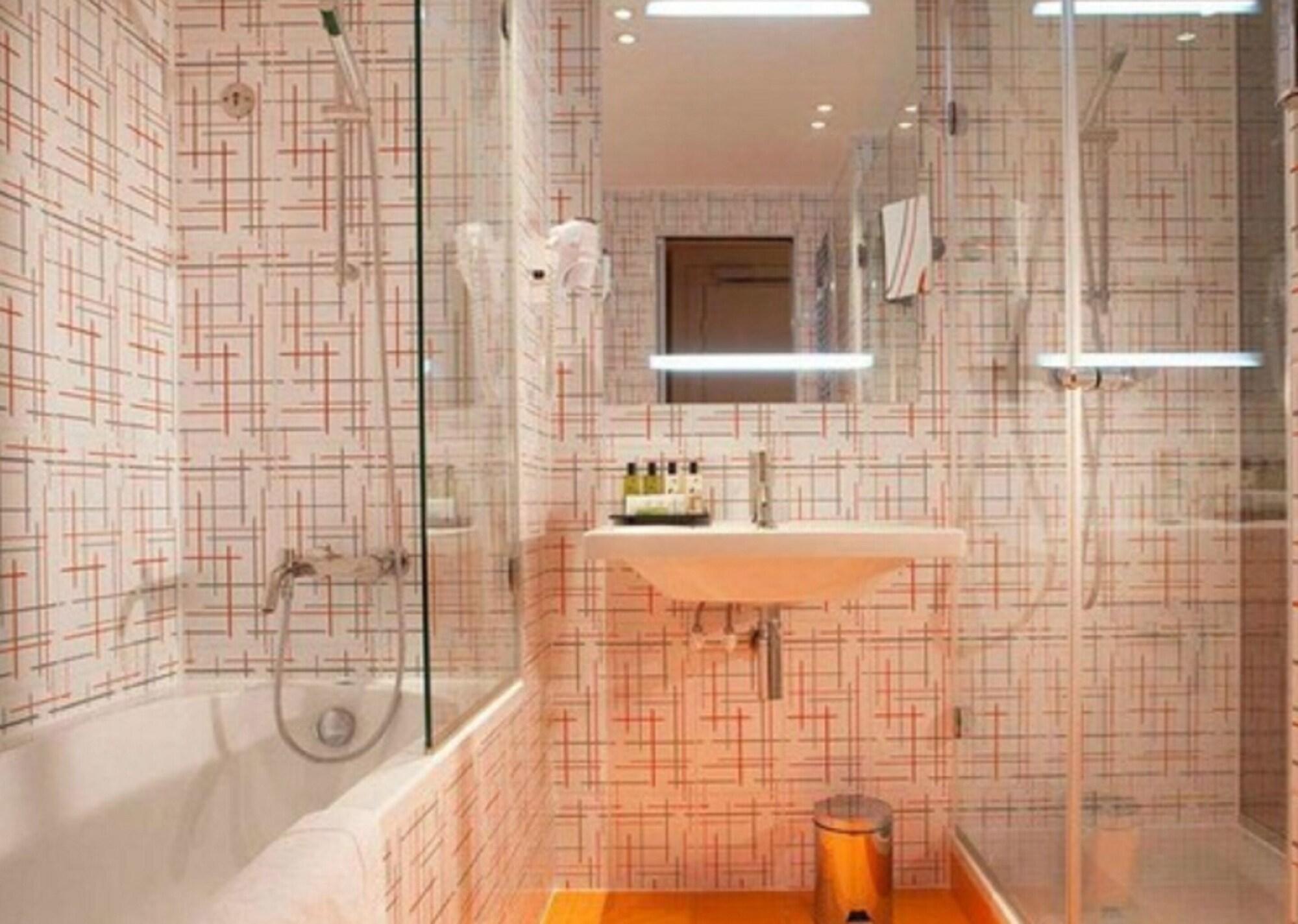 Hotel Cristal Champs Elysees Parijs